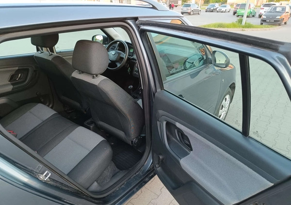 Skoda Fabia cena 12900 przebieg: 251699, rok produkcji 2010 z Dębno małe 436
